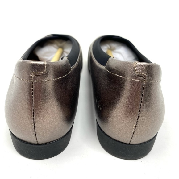 Clarks Un Darcey Ease Pebble Leather Ballet Flats - Picture 6 of 9